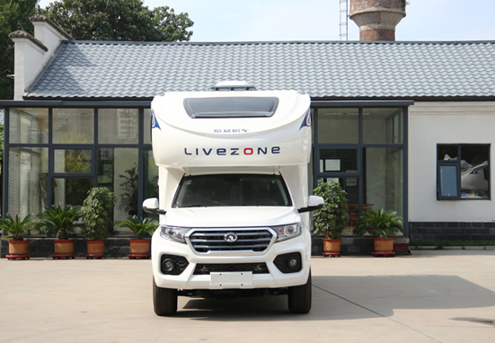 藍牌C本能開，30萬以內的房車推薦