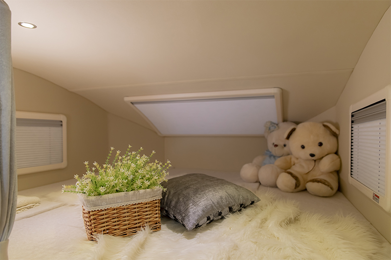 柴油四驅(qū)房車,這款還有超大床 柴油四驅(qū)房車,這款還有超大床