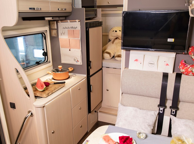 皮卡房車和依維柯房車你會(huì)選哪種？