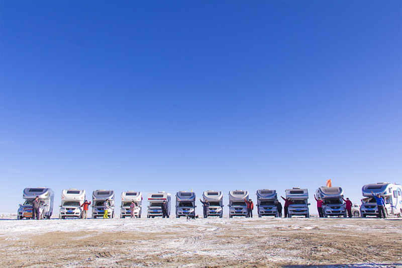覽眾房車“追逐夢(mèng)想，綠色旅行”倡議