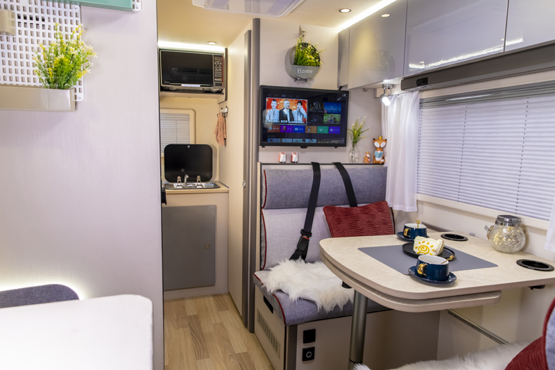 明天開展，在沈陽看自由炮房車好時機(jī)