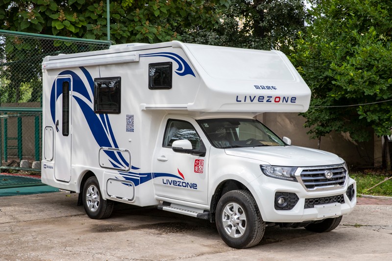 不懼荒野，不怕泥濘，四驅(qū)房車更給力