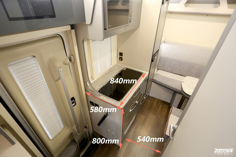 打響第二炮!搶先實拍體驗覽眾自由炮-B皮卡四驅(qū)房車 打響第二炮!搶先實拍體驗覽眾自由炮-B皮卡四驅(qū)房車