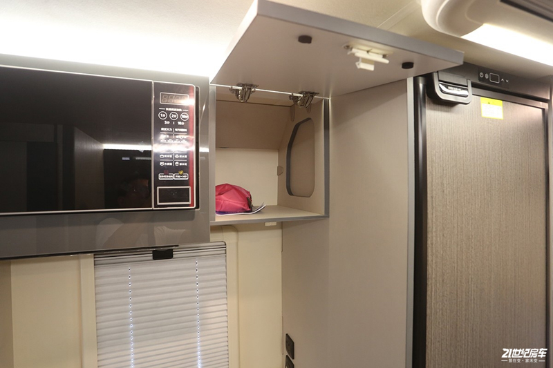 打響第二炮!搶先實拍體驗覽眾自由炮-B皮卡四驅(qū)房車 打響第二炮!搶先實拍體驗覽眾自由炮-B皮卡四驅(qū)房車