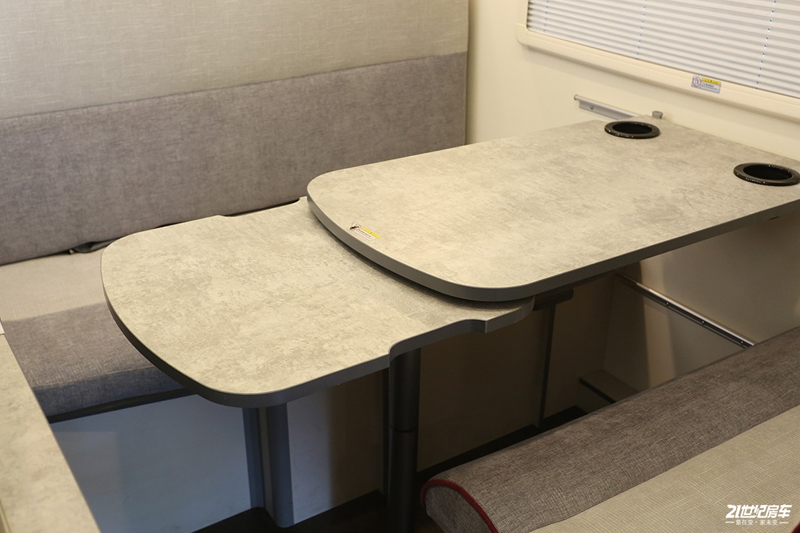 打響第二炮!搶先實拍體驗覽眾自由炮-B皮卡四驅(qū)房車 打響第二炮!搶先實拍體驗覽眾自由炮-B皮卡四驅(qū)房車