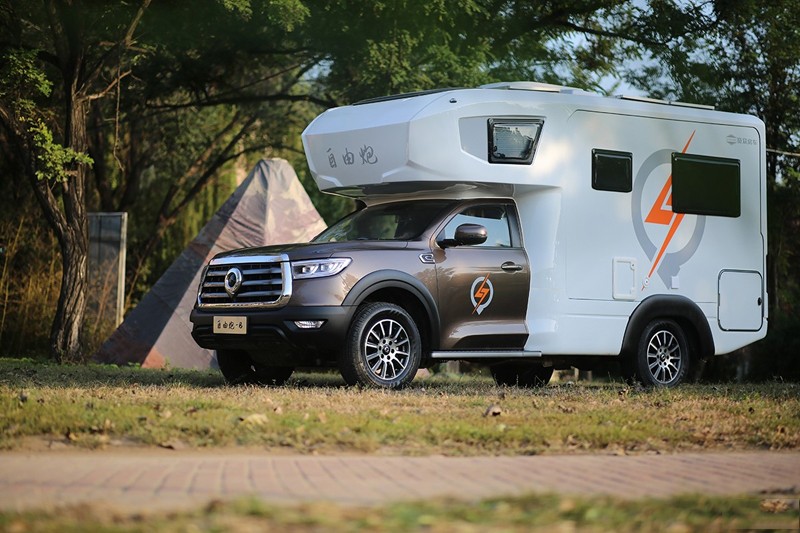 性能滿格,自由炮憑實力圈粉 性能滿格,自由炮憑實力圈粉