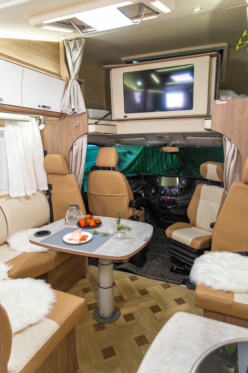 讓你無法拒絕的一款房車 讓你無法拒絕的一款房車