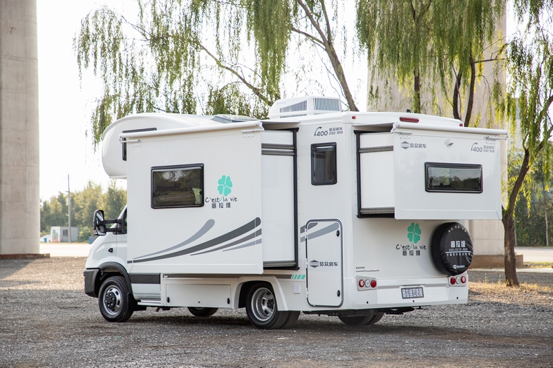 塞拉維雙拓展房車，你想象不到的空間舒適性