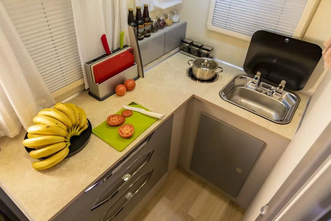 點(diǎn)擊查看,優(yōu)雅變老的秘訣 點(diǎn)擊查看,優(yōu)雅變老的秘訣